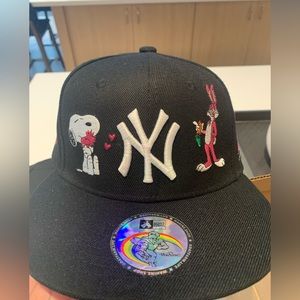 BRAND NEW PINK WAHINE FITTED 
10/10 CONDITION DIFFERENT SIZES
7 3/8
7 3/8